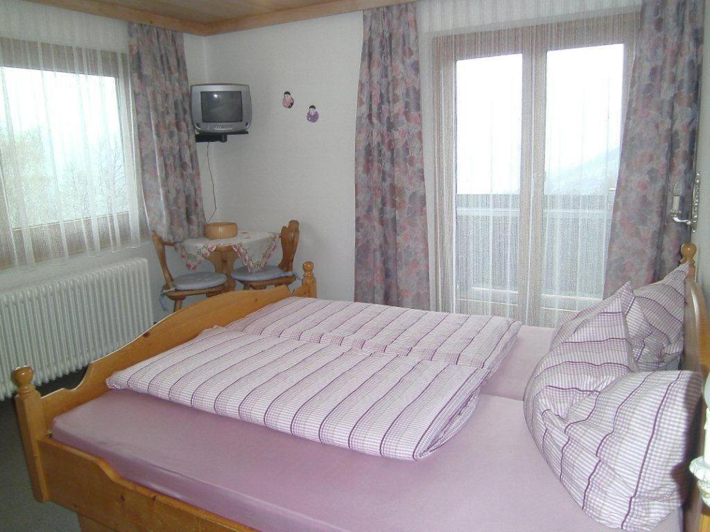 Gastehaus Rieser Ξενοδοχείο Ried im Zillertal Δωμάτιο φωτογραφία