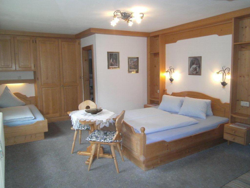 Gastehaus Rieser Ξενοδοχείο Ried im Zillertal Δωμάτιο φωτογραφία